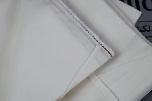 Saltanat – OFF White