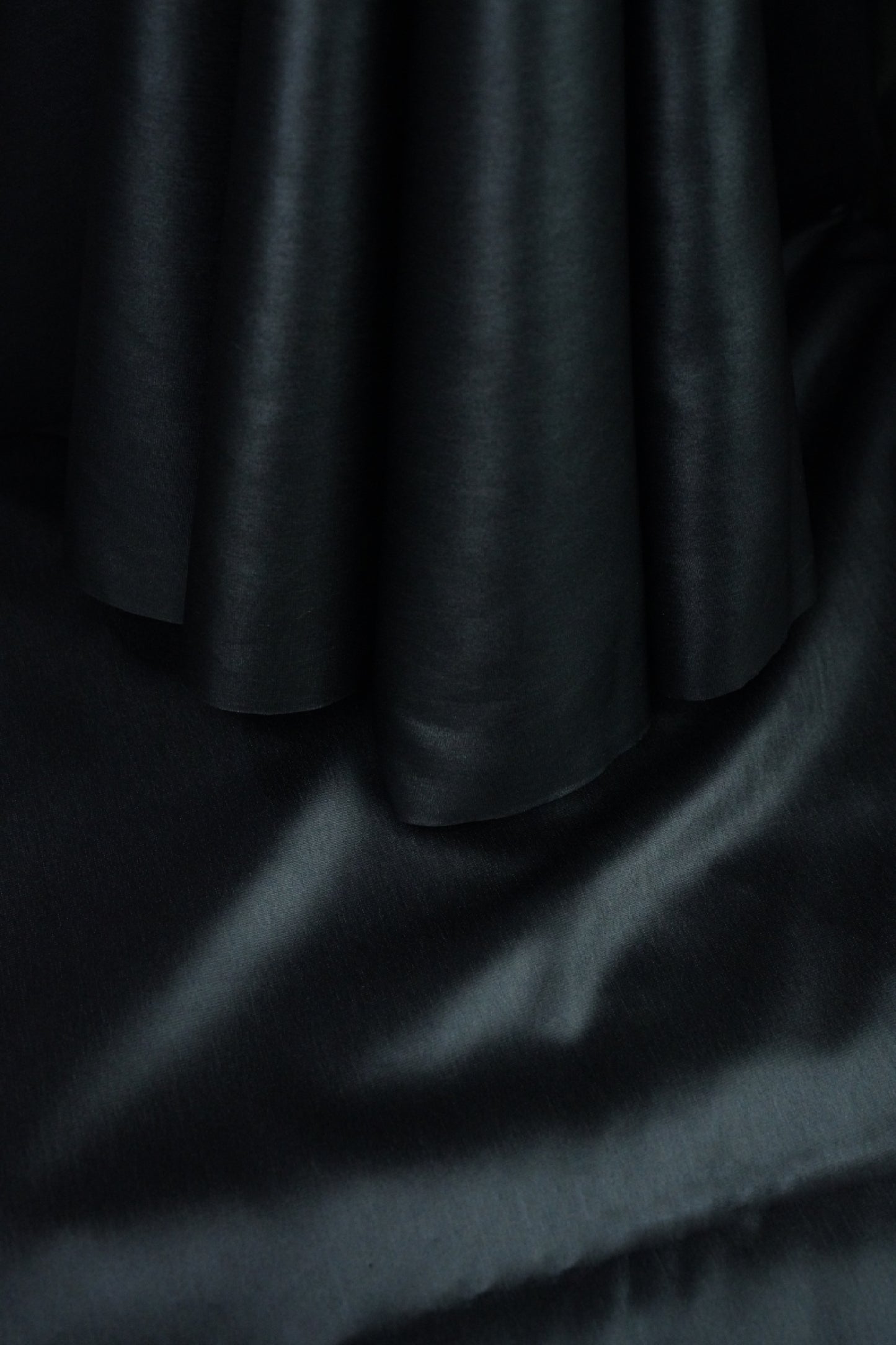 Shab-e-Tab – Jet Black